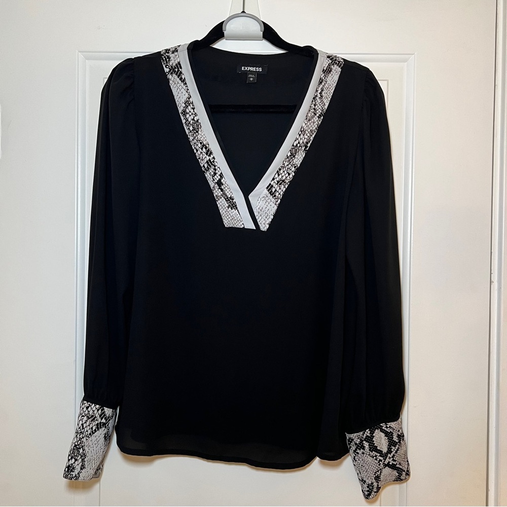 Express Snake Print Blouse Size M
